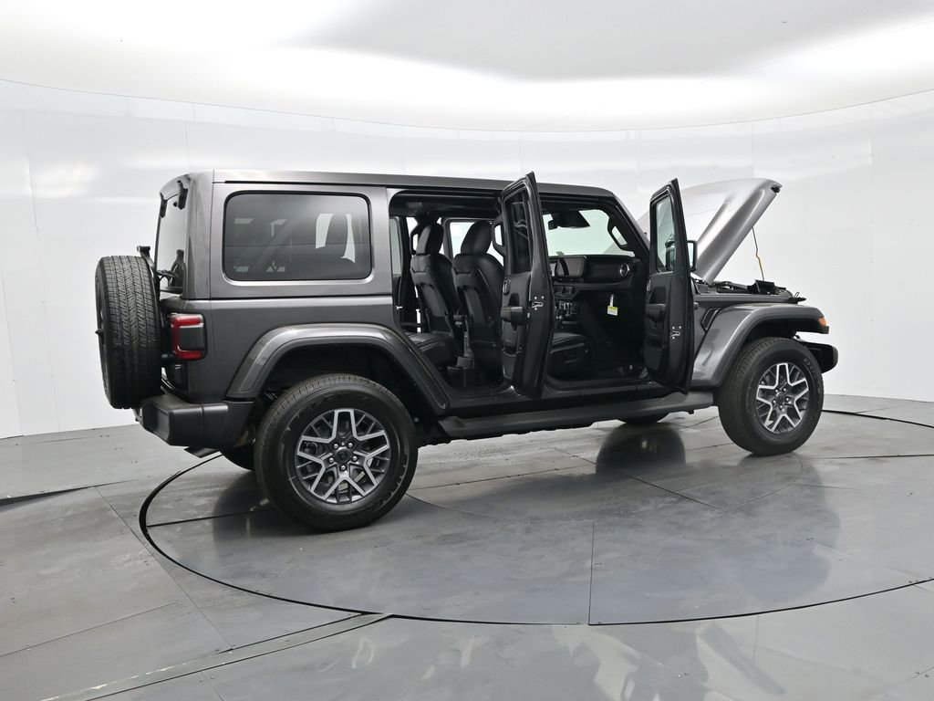 New 2026 Jeep Wrangler Unlimited Sahara AWD/4WD image 37
