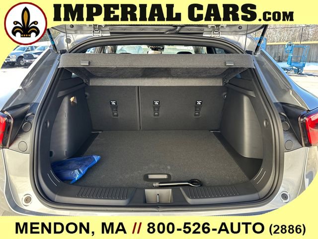 New 2026 Chevrolet Trax RS w/ Sunroof Package image 11