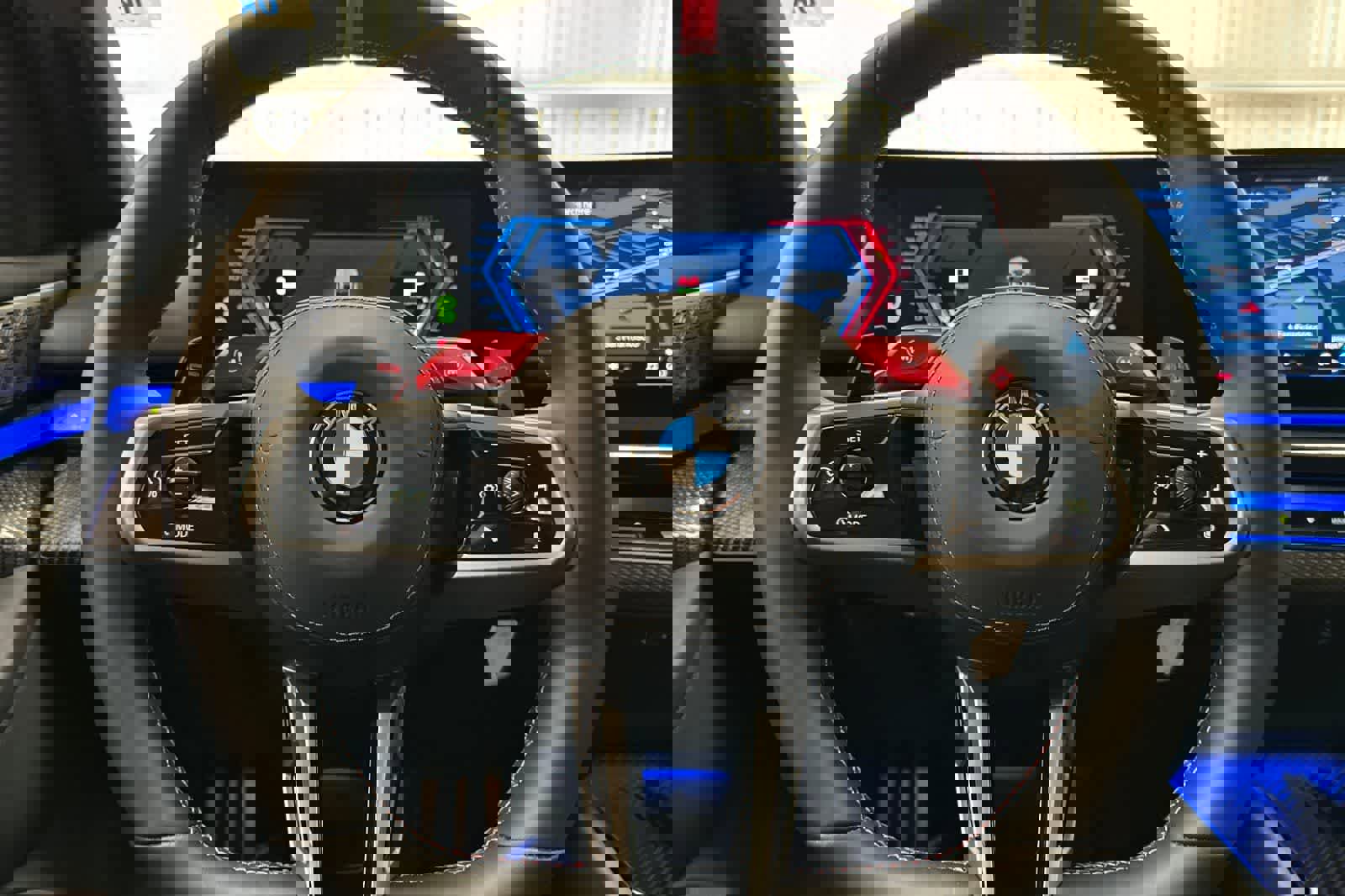 Used 2025 BMW M5 Touring w/ Executive Package image 23