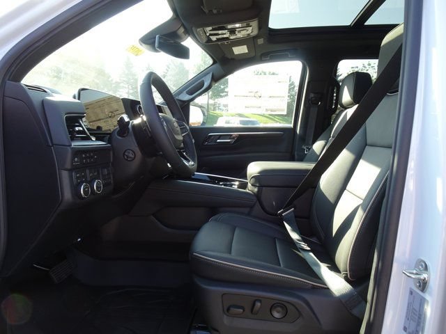 New 2026 Chevrolet Tahoe Premier w/ Sun And Tow Package AWD/4WD image 5