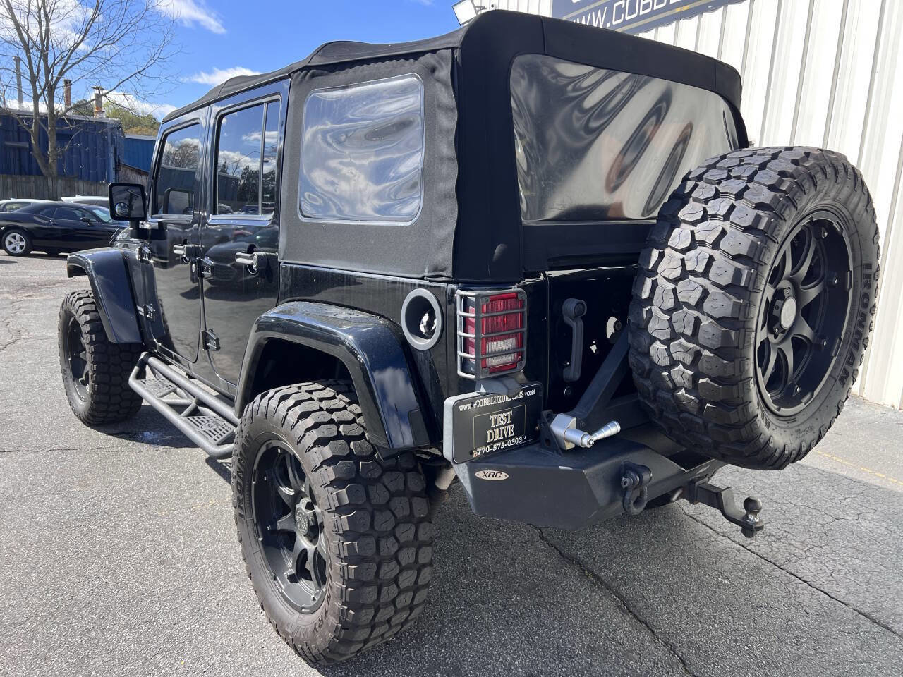 Used 2014 Jeep Wrangler Unlimited Rubicon w/ Connectivity Group image 8