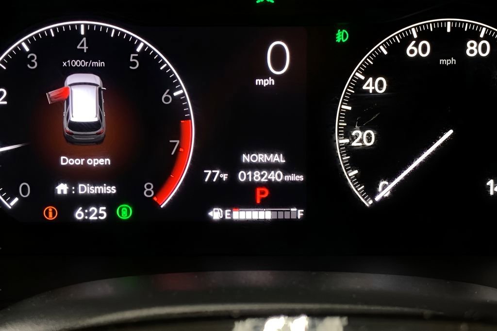 Used 2024 Honda Pilot Touring image 32