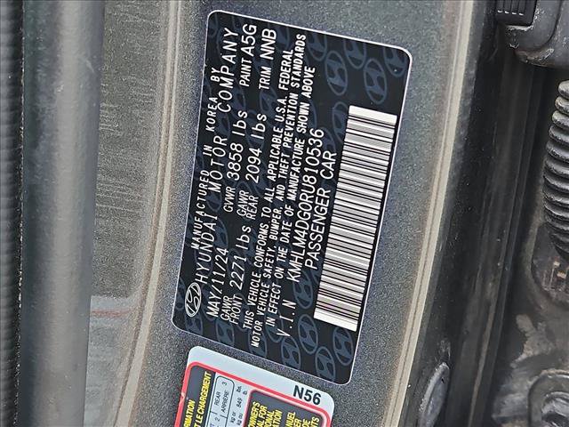 Used 2024 Hyundai Elantra SEL FWD image 23