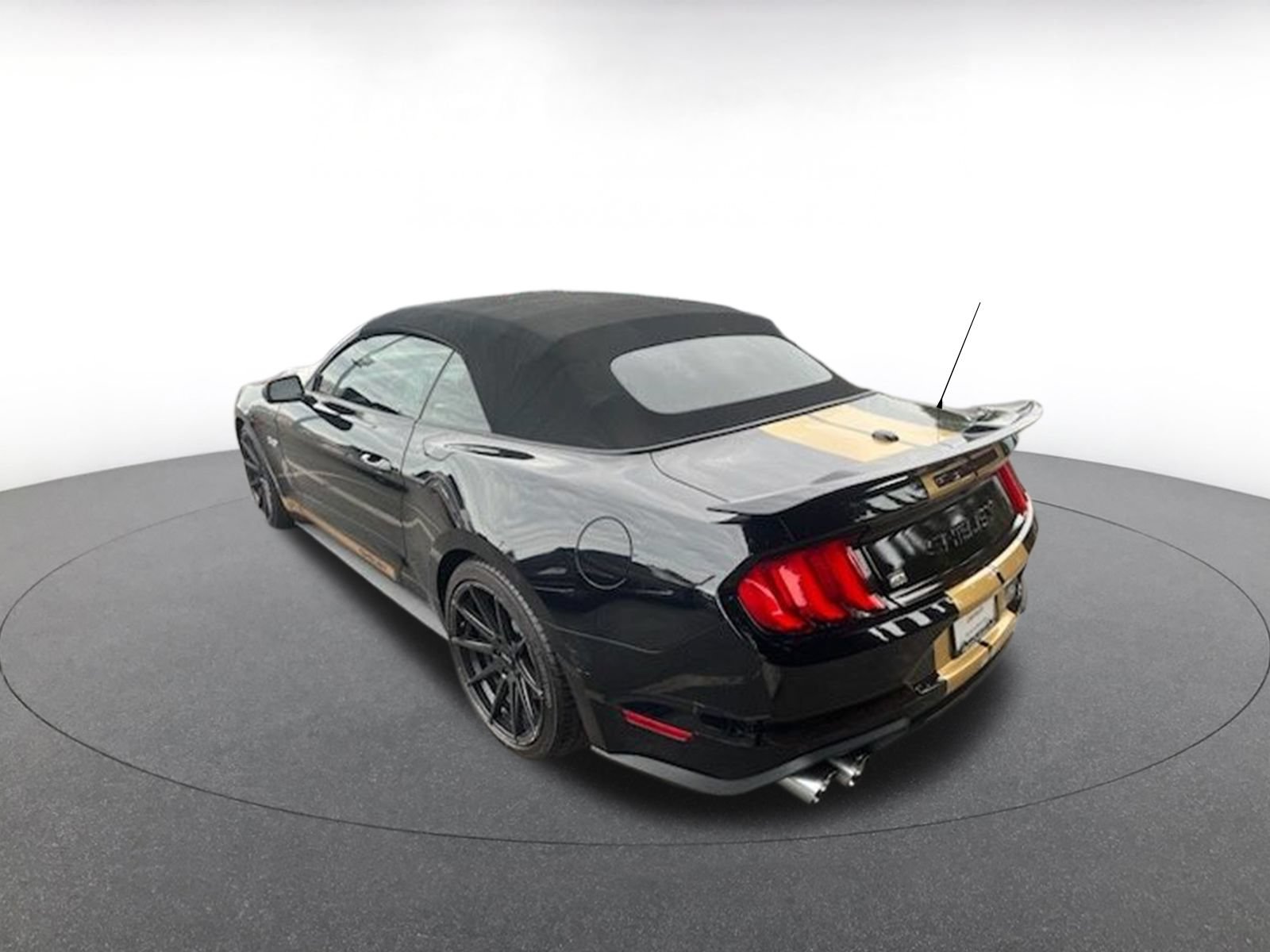Used 2022 Ford Mustang GT Premium w/ GT Performance Package RWD image 3