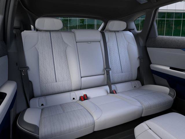 New 2026 Cadillac Optiq Luxury 2 image 17