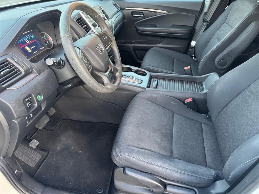Used 2019 Honda Passport Sport image 10
