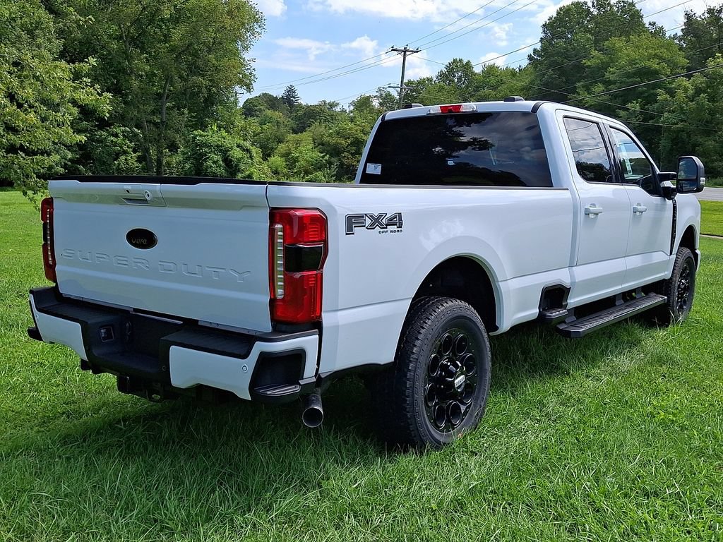 New 2026 Ford F250 XLT w/ XLT Premium Package AWD/4WD image 4