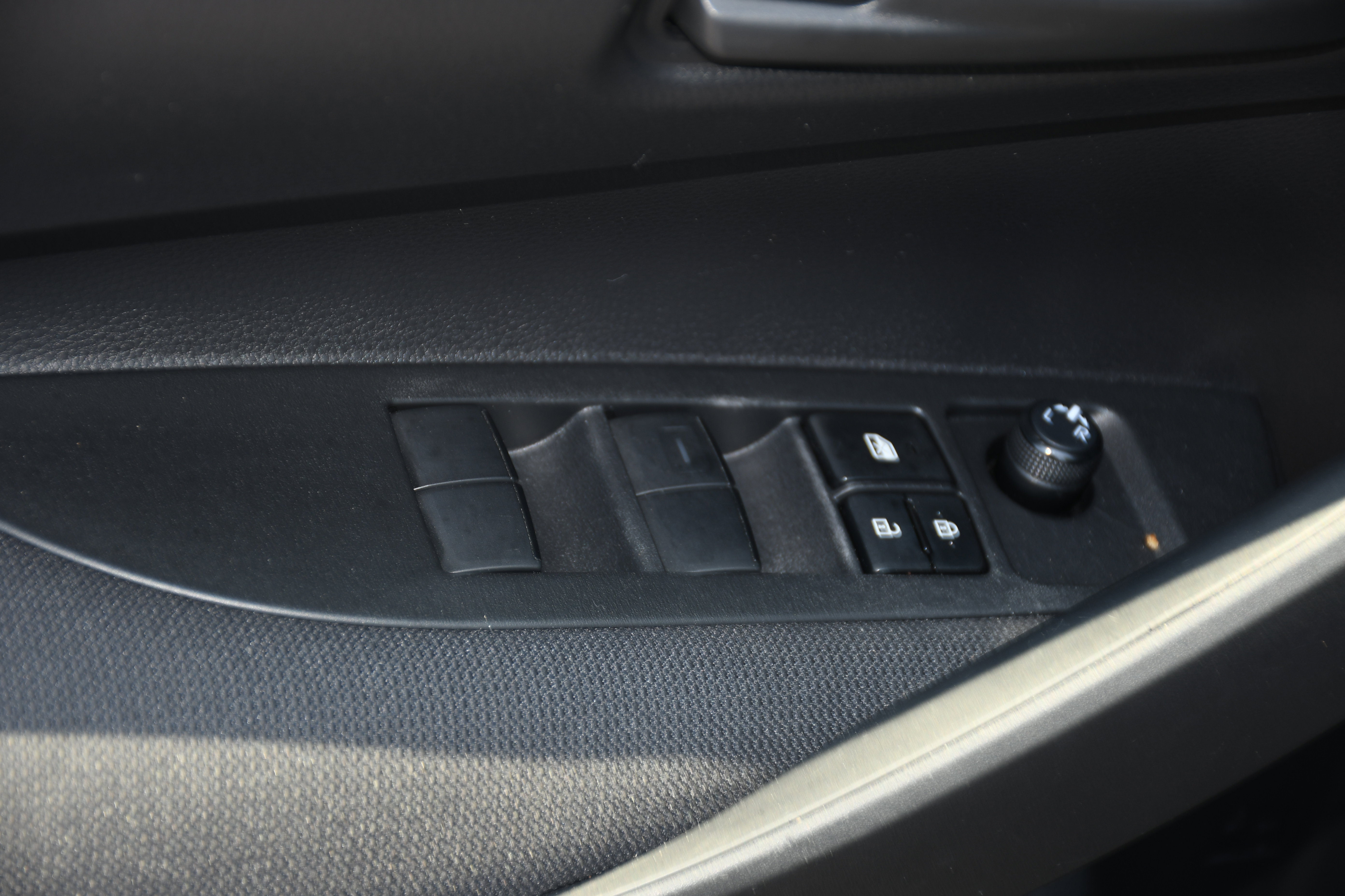 Certified 2024 Toyota Corolla LE FWD image 10
