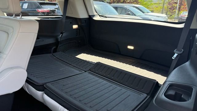 Used 2026 Lincoln Aviator Reserve AWD/4WD image 25