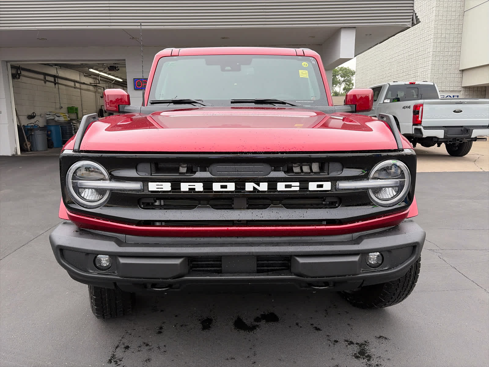 New 2026 Ford Bronco Outer Banks AWD/4WD image 7