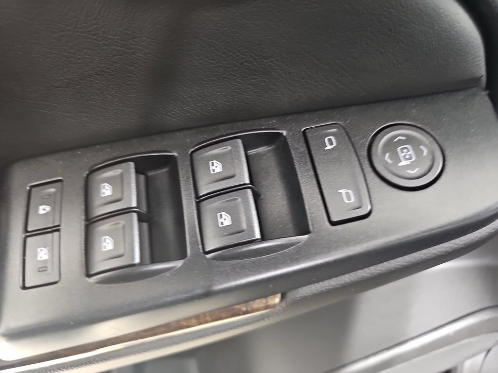Certified 2019 Chevrolet Tahoe LS w/ Enhanced Driver Alert Package AWD/4WD image 33