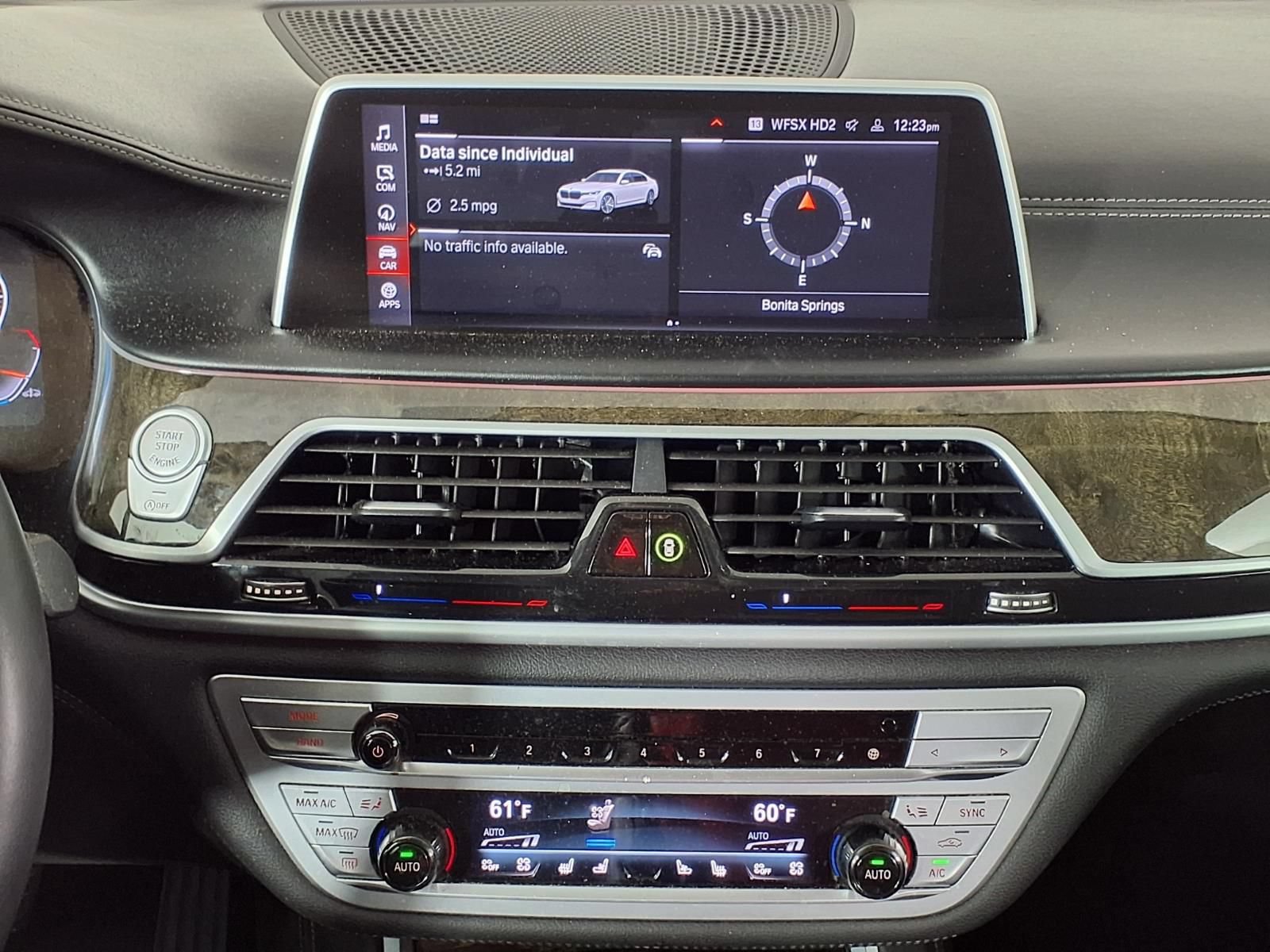 Used 2022 BMW 740i w/ Premium Package RWD image 17