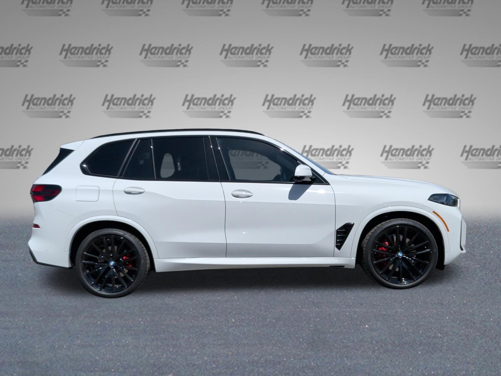 Certified 2026 BMW X5 xDrive40i w/ M Sport Package image 6