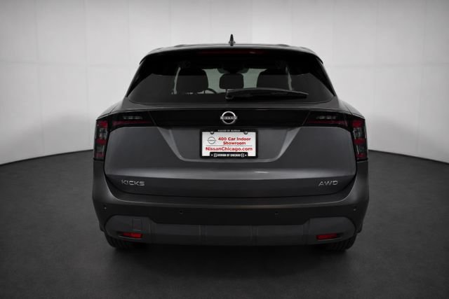 Certified 2025 Nissan Kicks SV AWD/4WD image 5