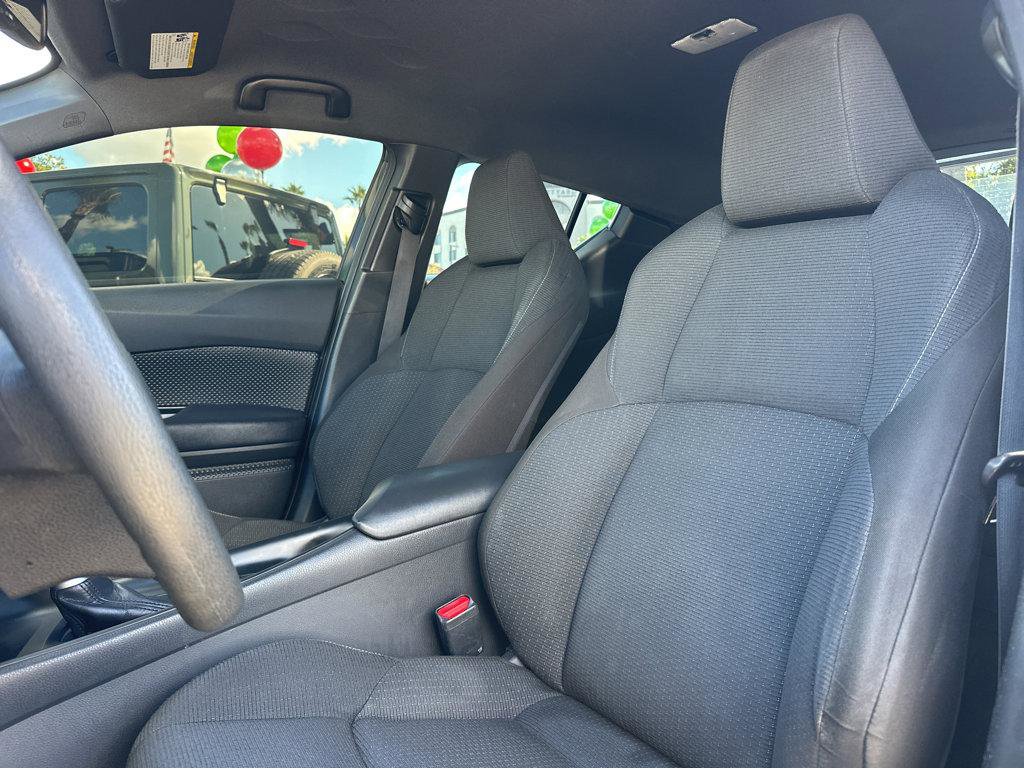 Used 2019 Toyota C-HR LE FWD image 7