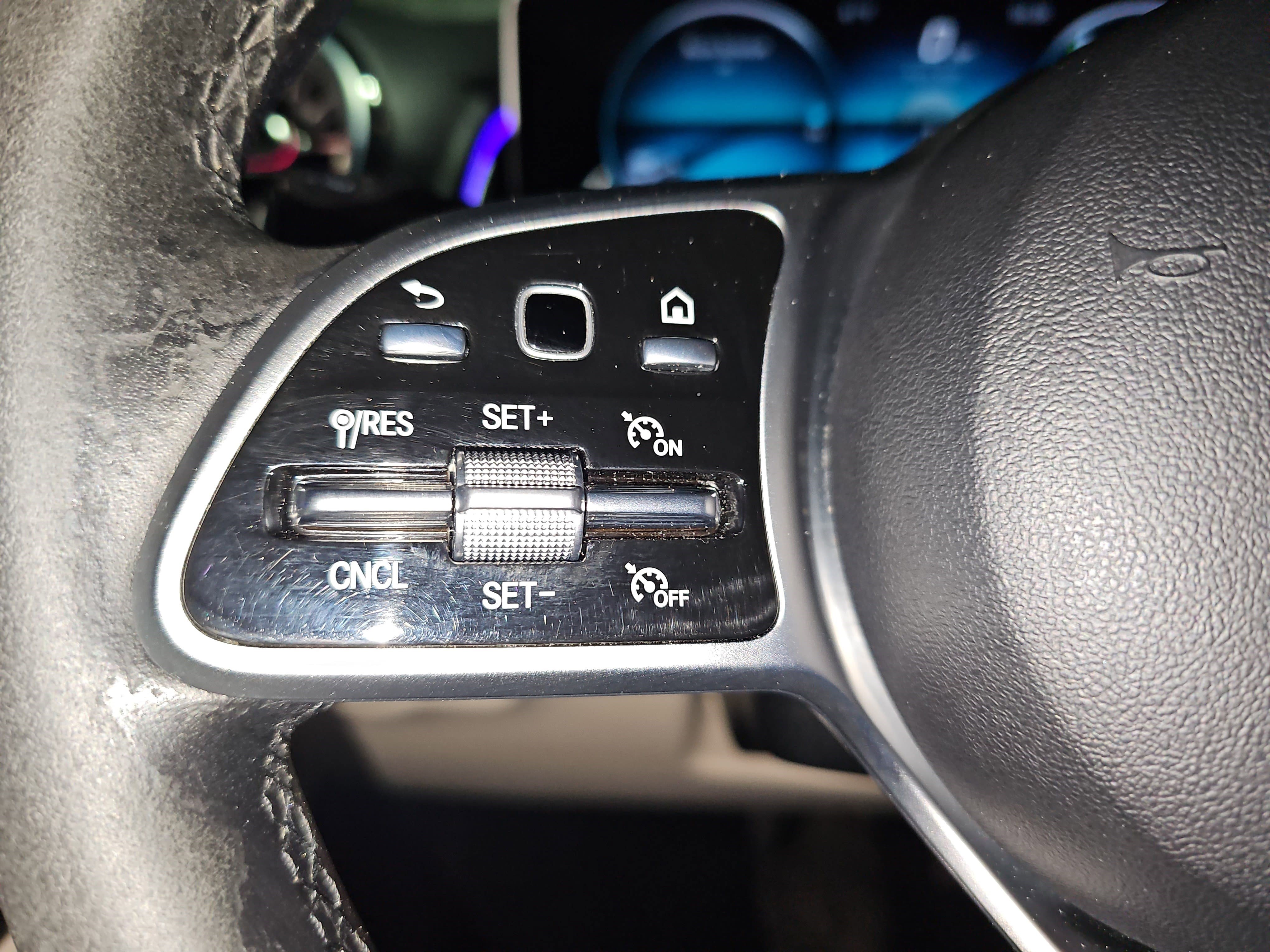 Used 2021 Mercedes-Benz GLB 250 4MATIC image 18