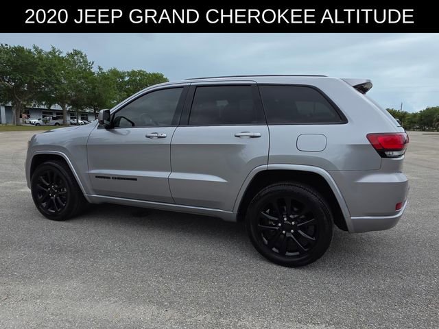 Used 2020 Jeep Grand Cherokee Altitude RWD image 5