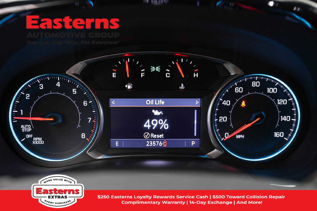 Used 2023 Chevrolet Traverse LT AWD/4WD image 19