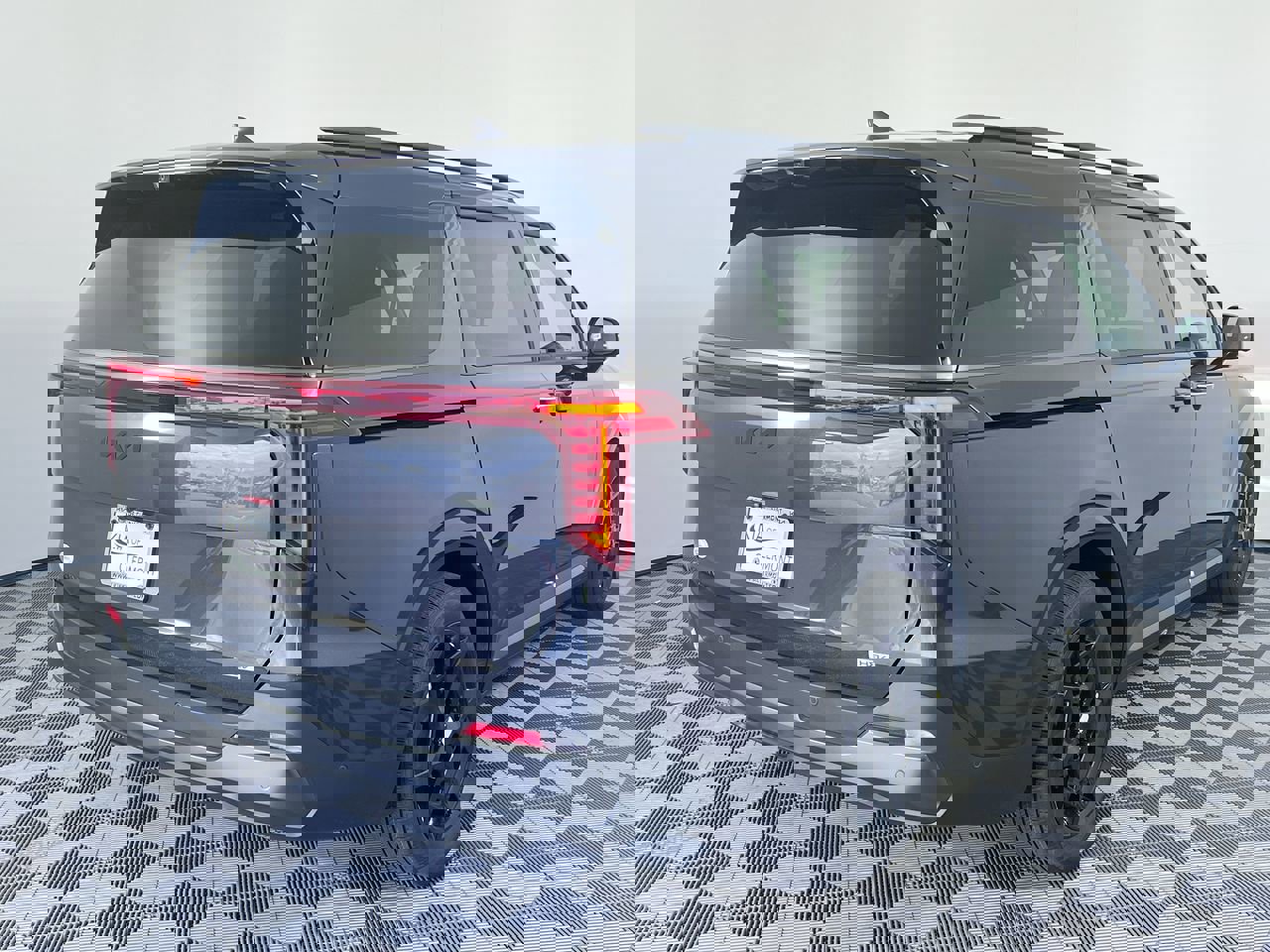 Certified 2025 Kia Carnival SX Prestige FWD image 3