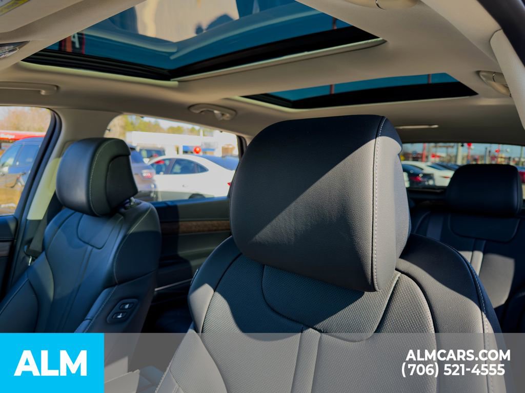 Used 2025 Genesis GV80 2.5T Advanced image 9