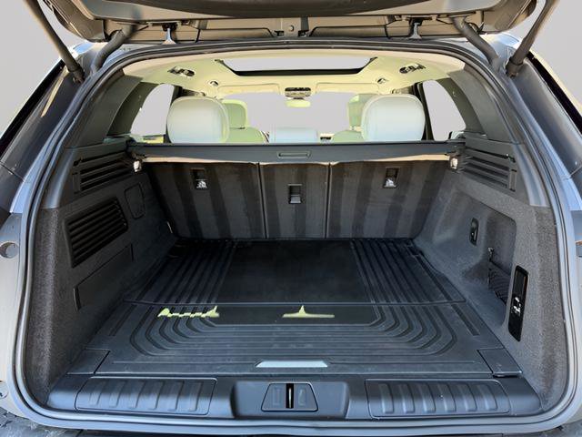 Certified 2023 Land Rover Range Rover Sport SE image 32