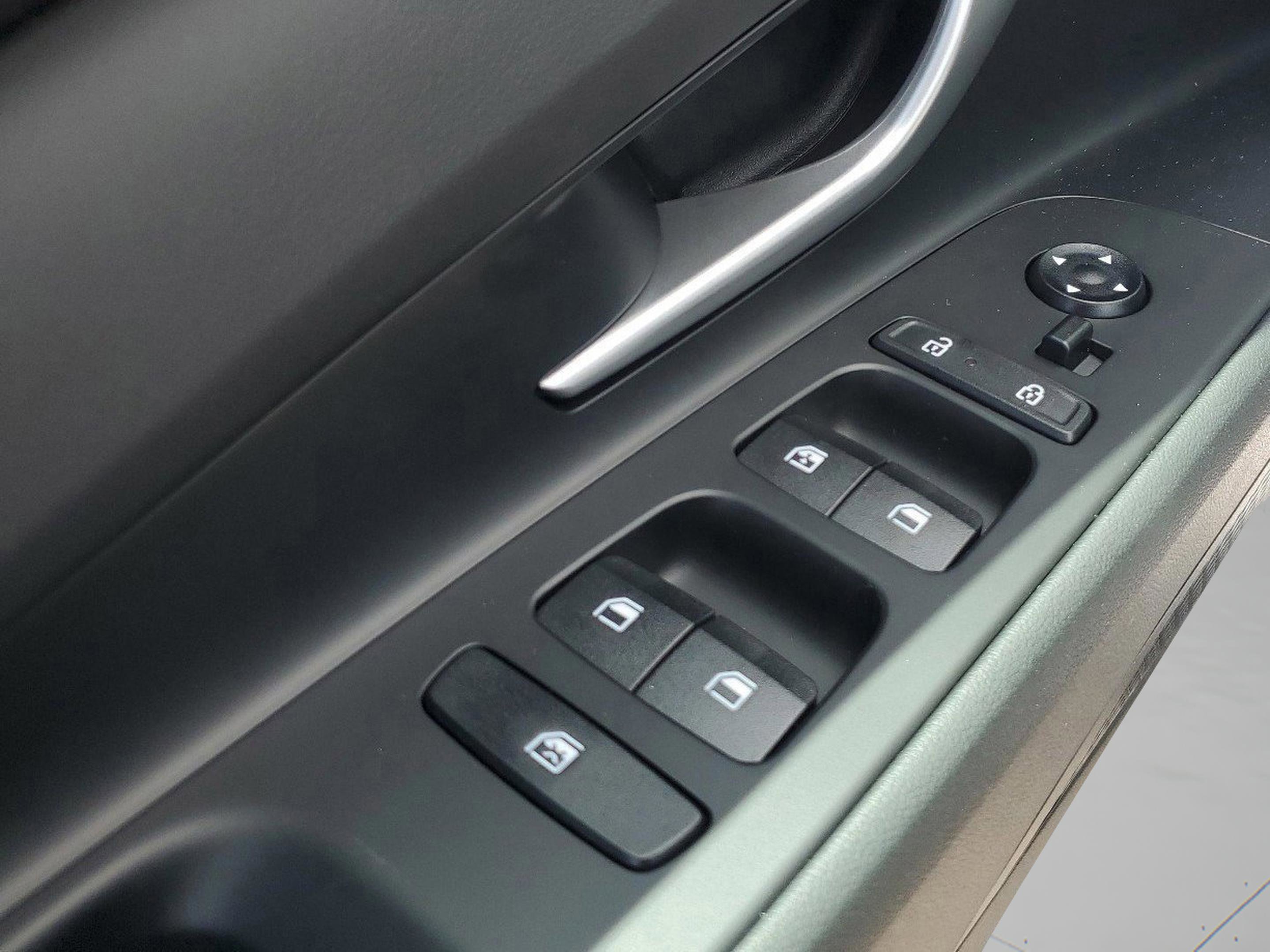 New 2026 Hyundai Elantra Sport image 17