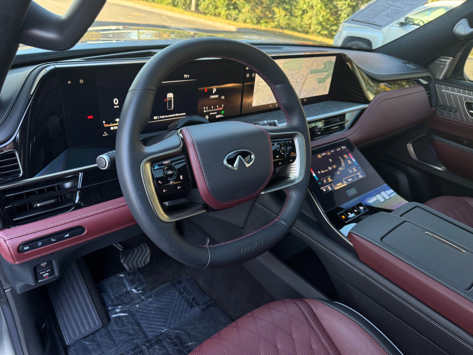 Used 2025 INFINITI QX80 Autograph w/ Autograph Exterior Package image 21