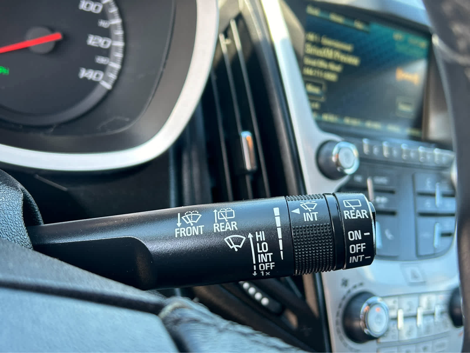 Used 2016 Chevrolet Equinox LT w/ Convenience Package image 20