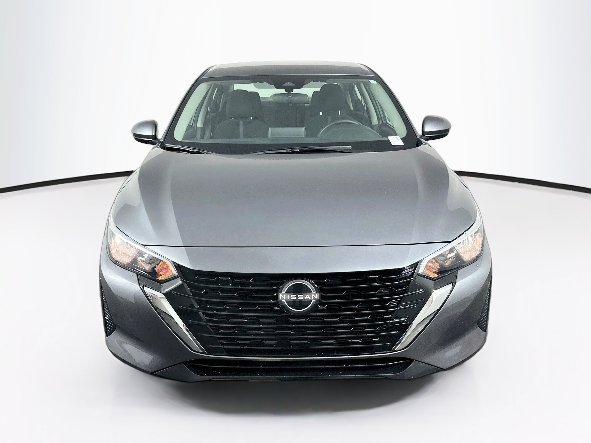 Used 2025 Nissan Sentra SV FWD image 2