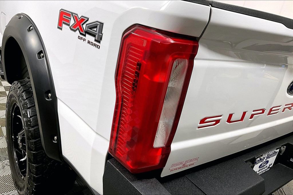 Used 2023 Ford F250 XL w/ FX4 Off-Road Package image 29