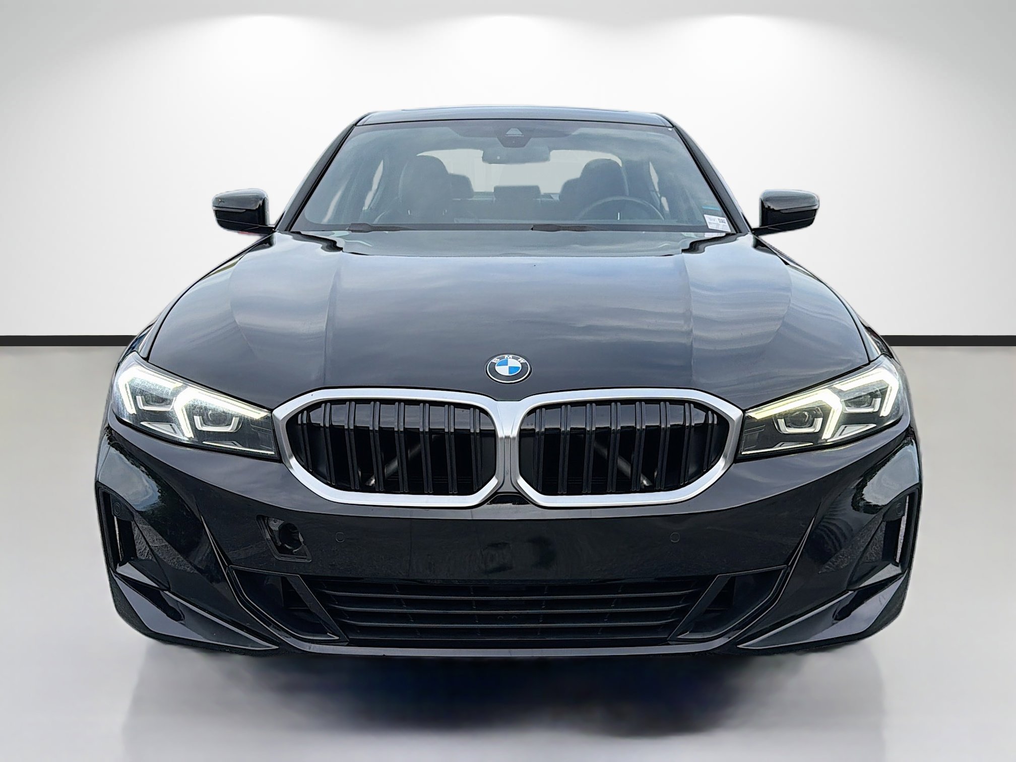 Used 2023 BMW 330i Sedan w/ Driving Assistance Package RWD image 8