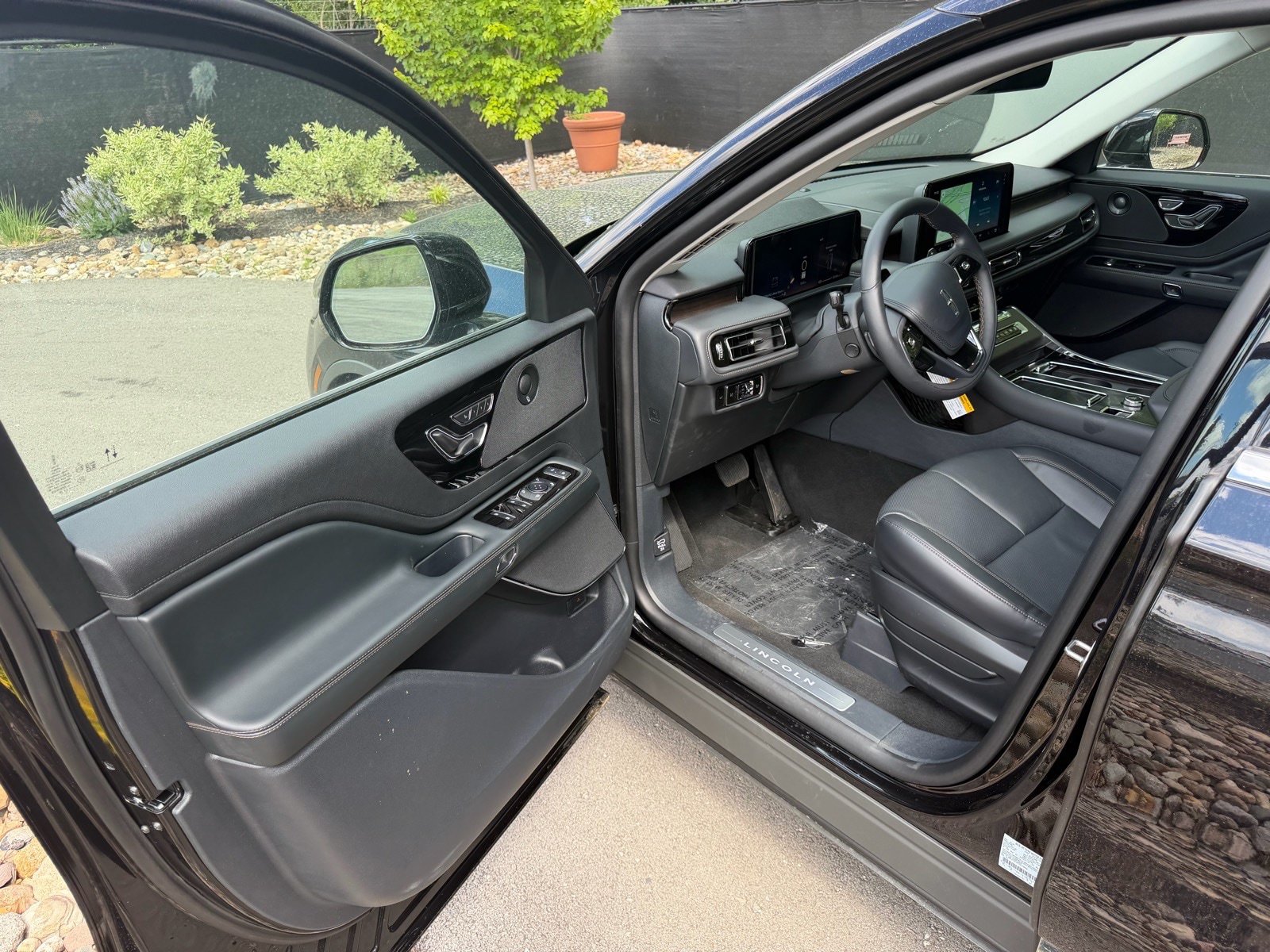 New 2026 Lincoln Aviator Reserve AWD/4WD image 24