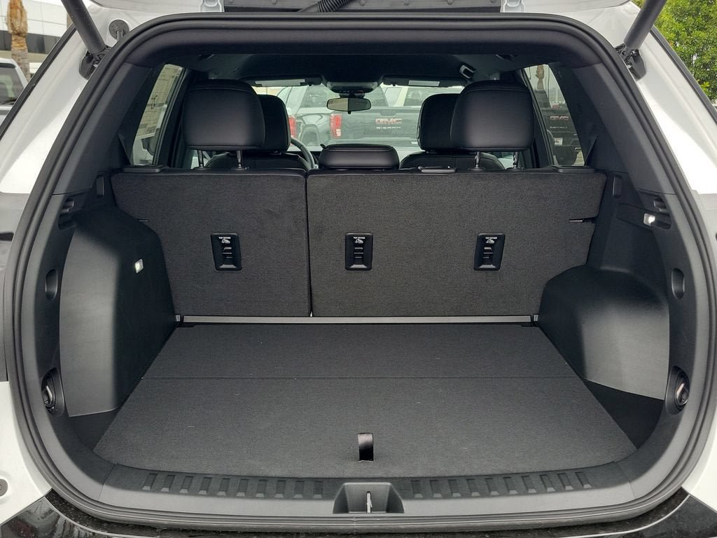 New 2026 GMC Terrain AT4 AWD/4WD image 6