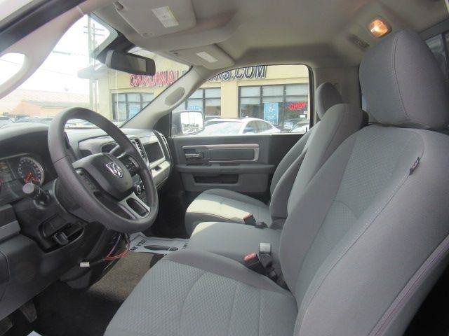 Used 2018 RAM 2500 Tradesman w/ Chrome Appearance Group AWD/4WD image 24