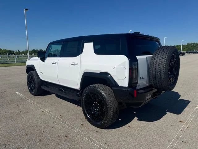 New 2026 GMC Hummer EV SUV w/ LPO, Illumination Package AWD/4WD image 5