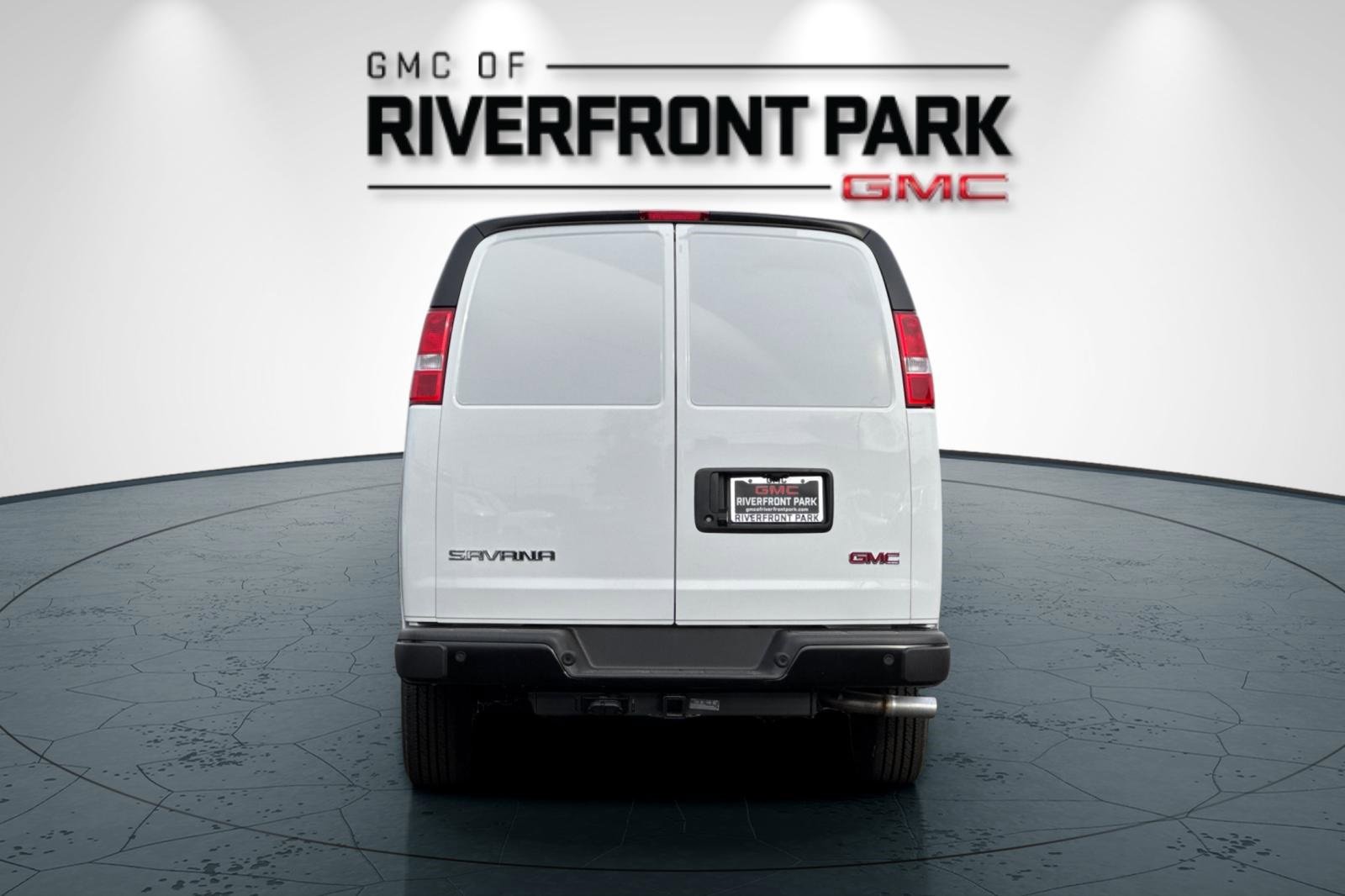 New 2025 GMC Savana 2500 w/ Driver Convenience Package image 4