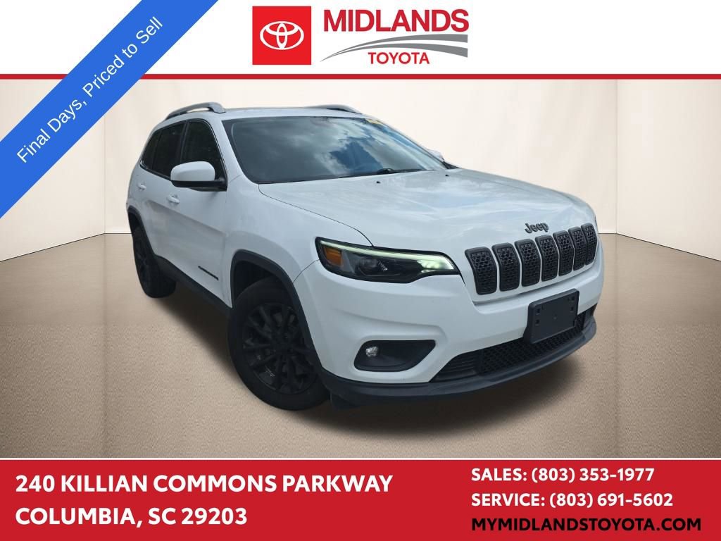 Used 2019 Jeep Cherokee Latitude w/ Popular Appearance Group