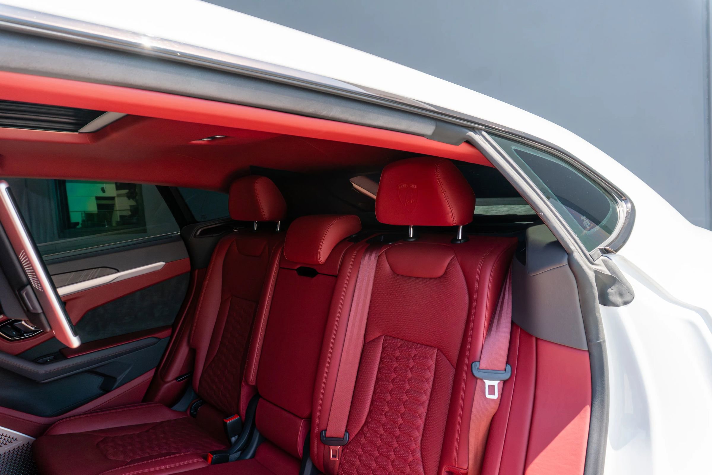 Used 2020 Lamborghini Urus AWD/4WD image 53