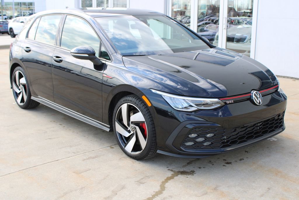 Certified 2022 Volkswagen GTI S image 1
