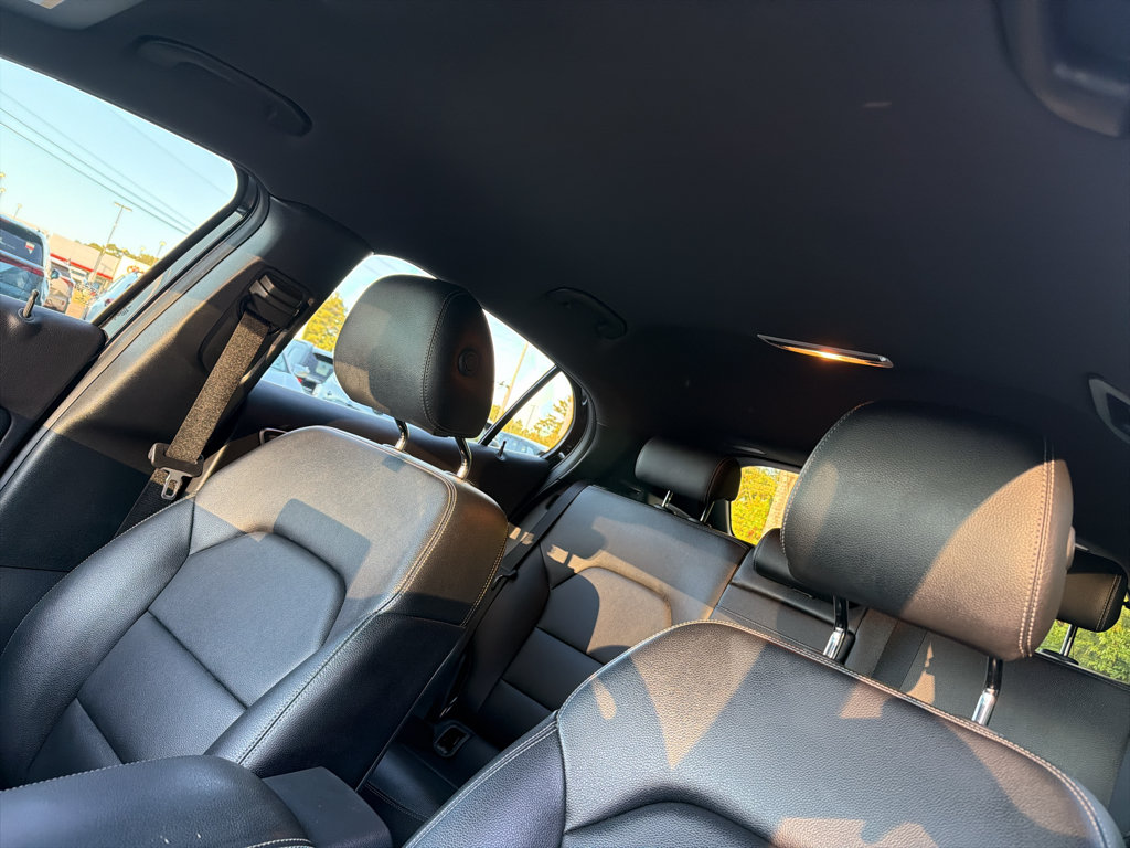 Used 2018 Mercedes-Benz GLA 250 image 14