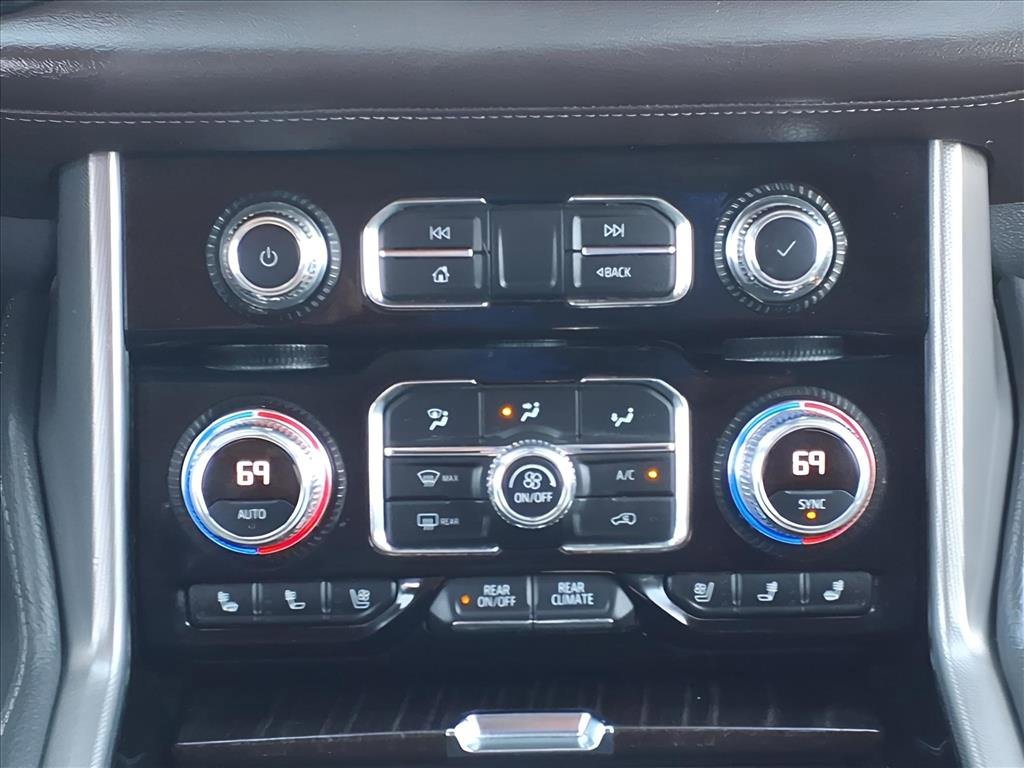 Used 2022 GMC Yukon XL Denali image 26