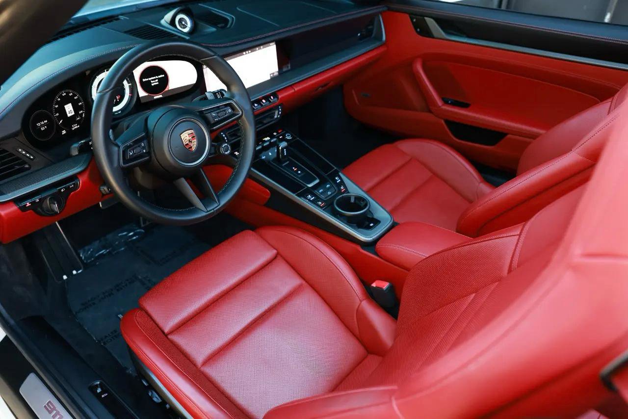 Used 2020 Porsche 911 Carrera S w/ Sport Package image 6