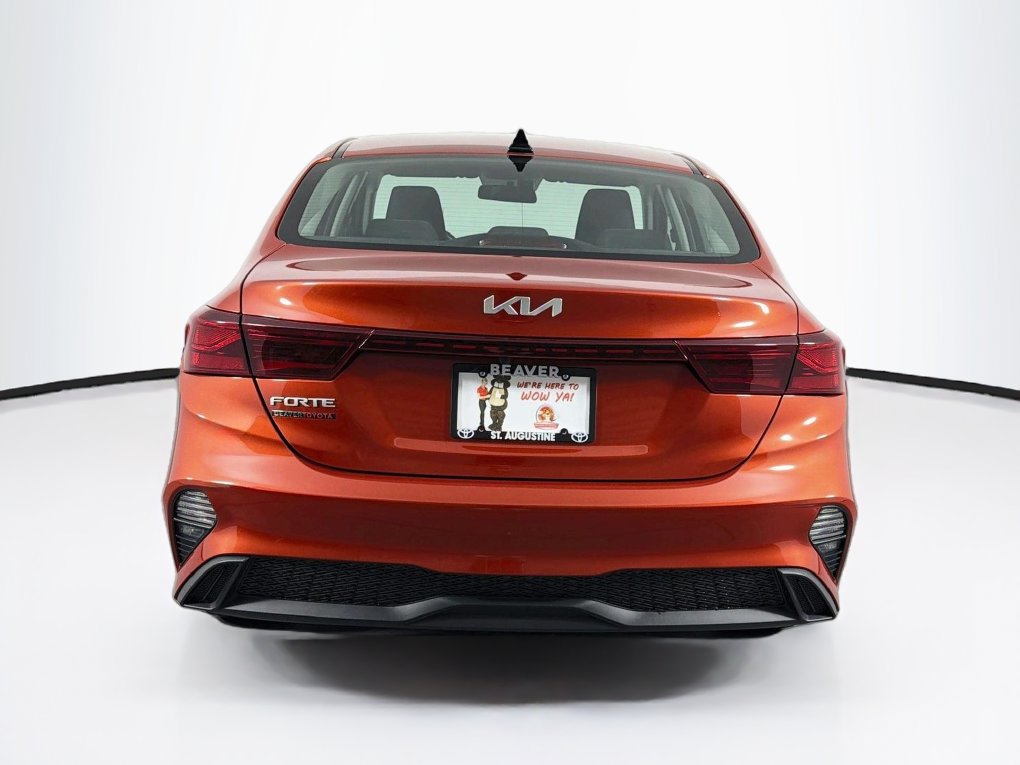 Used 2022 Kia Forte LXS FWD image 8