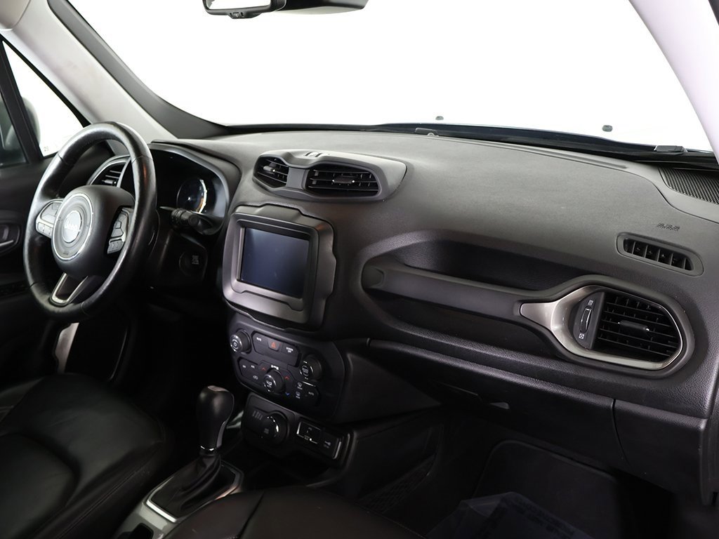 Used 2020 Jeep Renegade Limited w/ Trailer Tow Group image 24