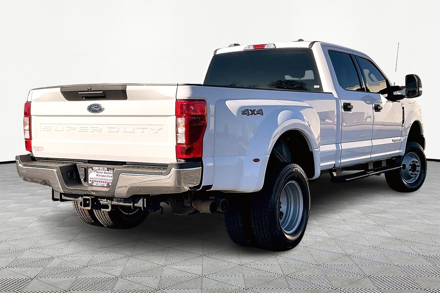 Used 2022 Ford F350 XLT image 11