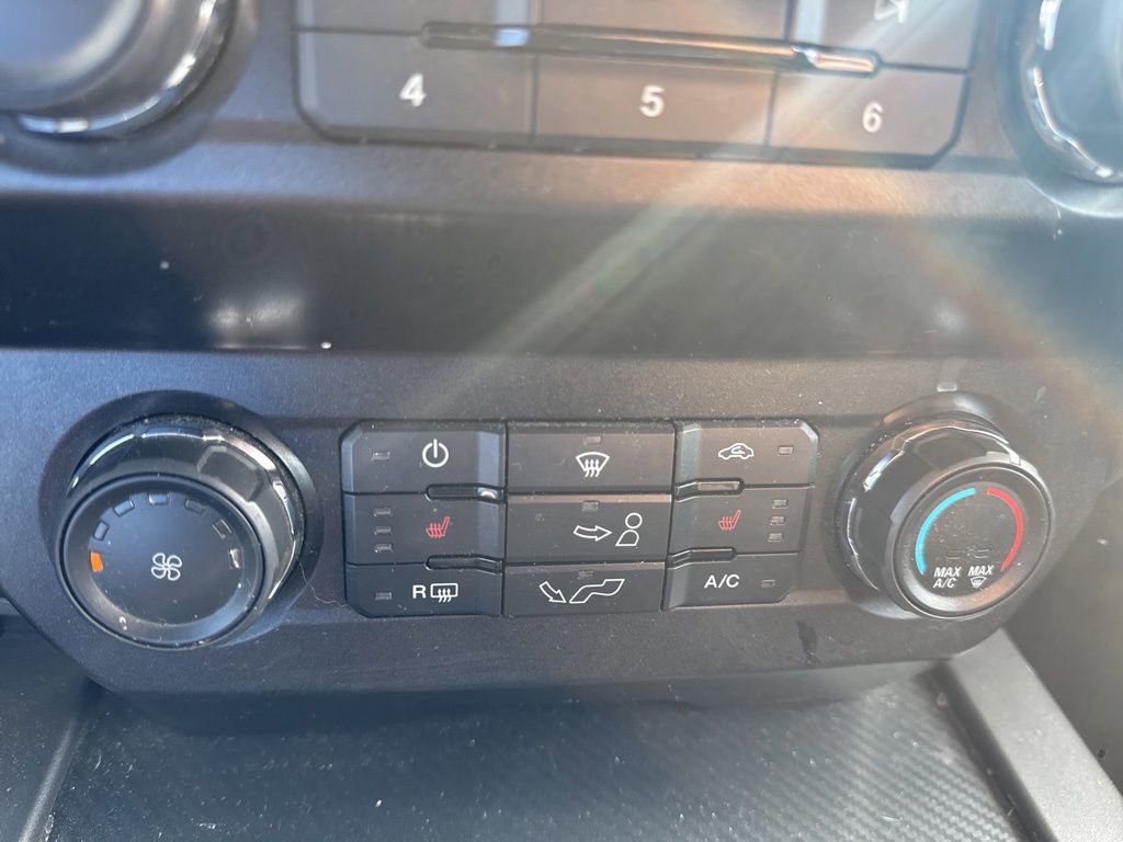 Used 2019 Ford F150 XLT w/ Equipment Group 302A Luxury AWD/4WD image 21