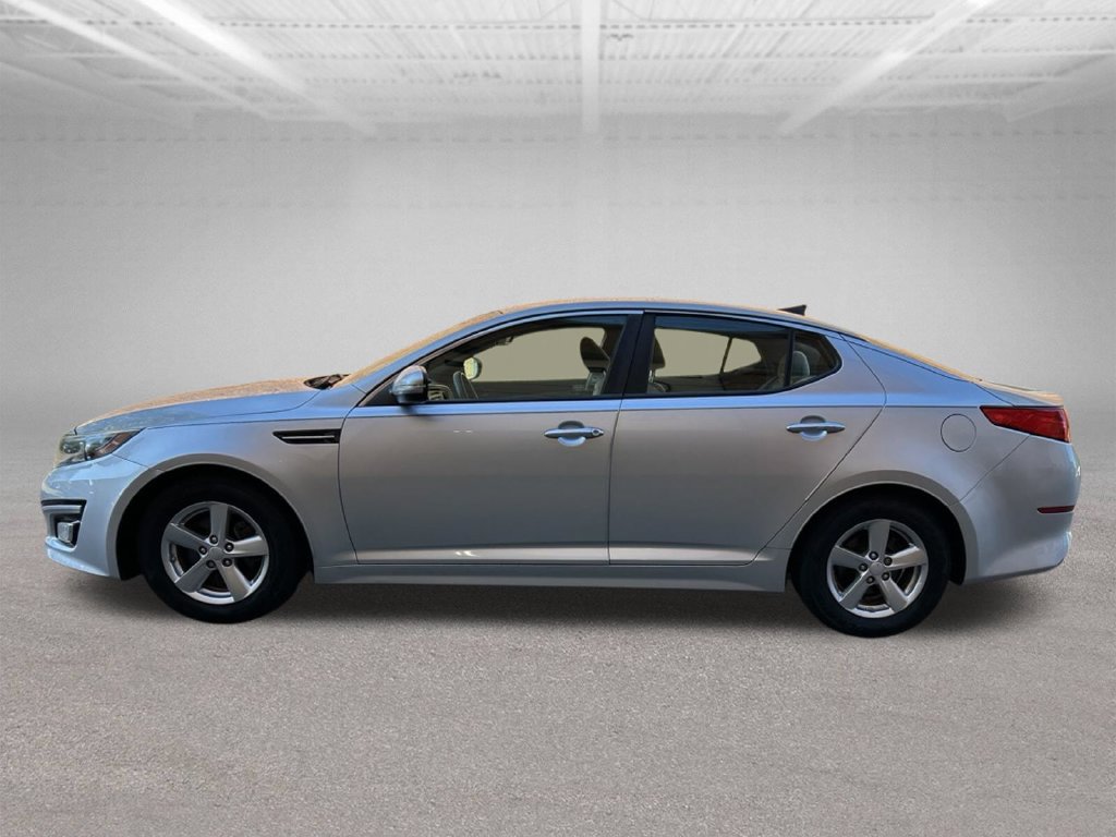Used 2015 Kia Optima LX FWD image 2