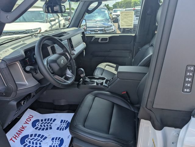 New 2026 Ford Bronco Outer Banks w/ Black Appearance Package AWD/4WD image 13