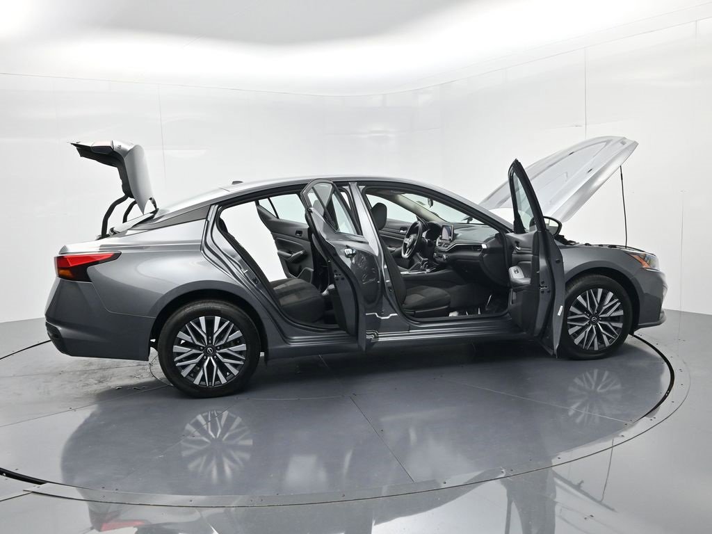 Used 2024 Nissan Altima 2.5 SV image 67