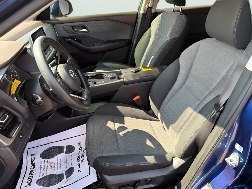 Used 2022 Nissan Rogue SV AWD/4WD image 18